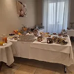 Lux