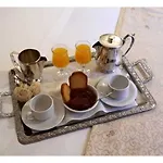 Lux Hotel 4*