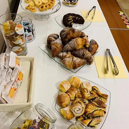 Hotel Lux Alessandria