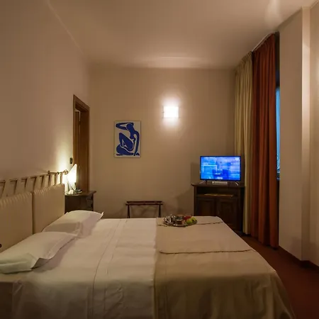 Hotel Lux
