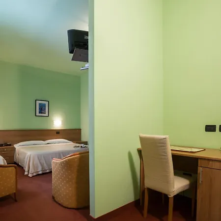 Hotel Lux Alessandria