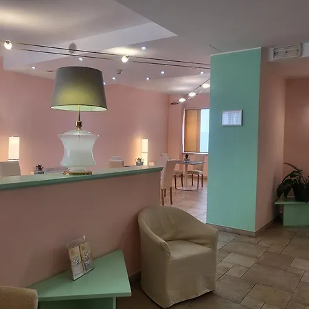 Hotel Lux
