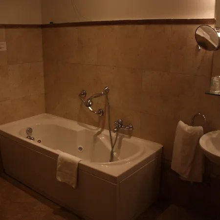 Hotel Lux Alessandria