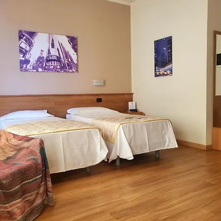 Hotel Lux 4*