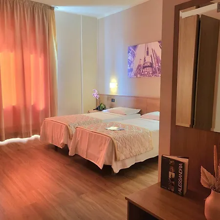 Lux Hotel