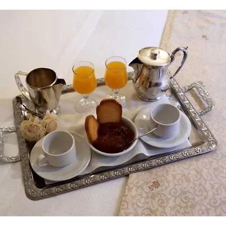 Lux Hotel 4*