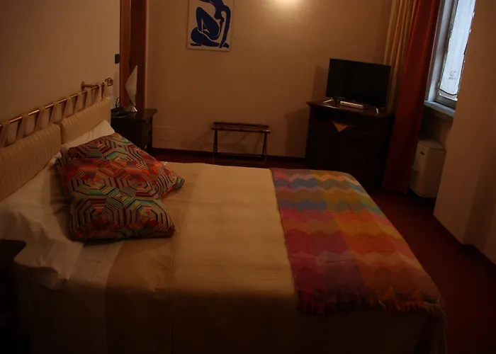 Lux Szálloda Alessandria