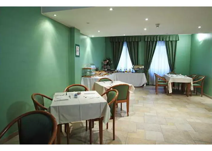 Hotel Lux Alessandria
